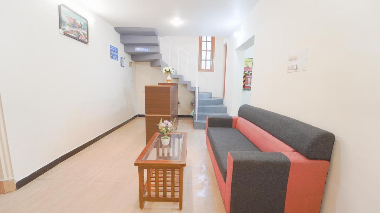 Hotel Amuthu Residency Udagamandalam Exterior foto