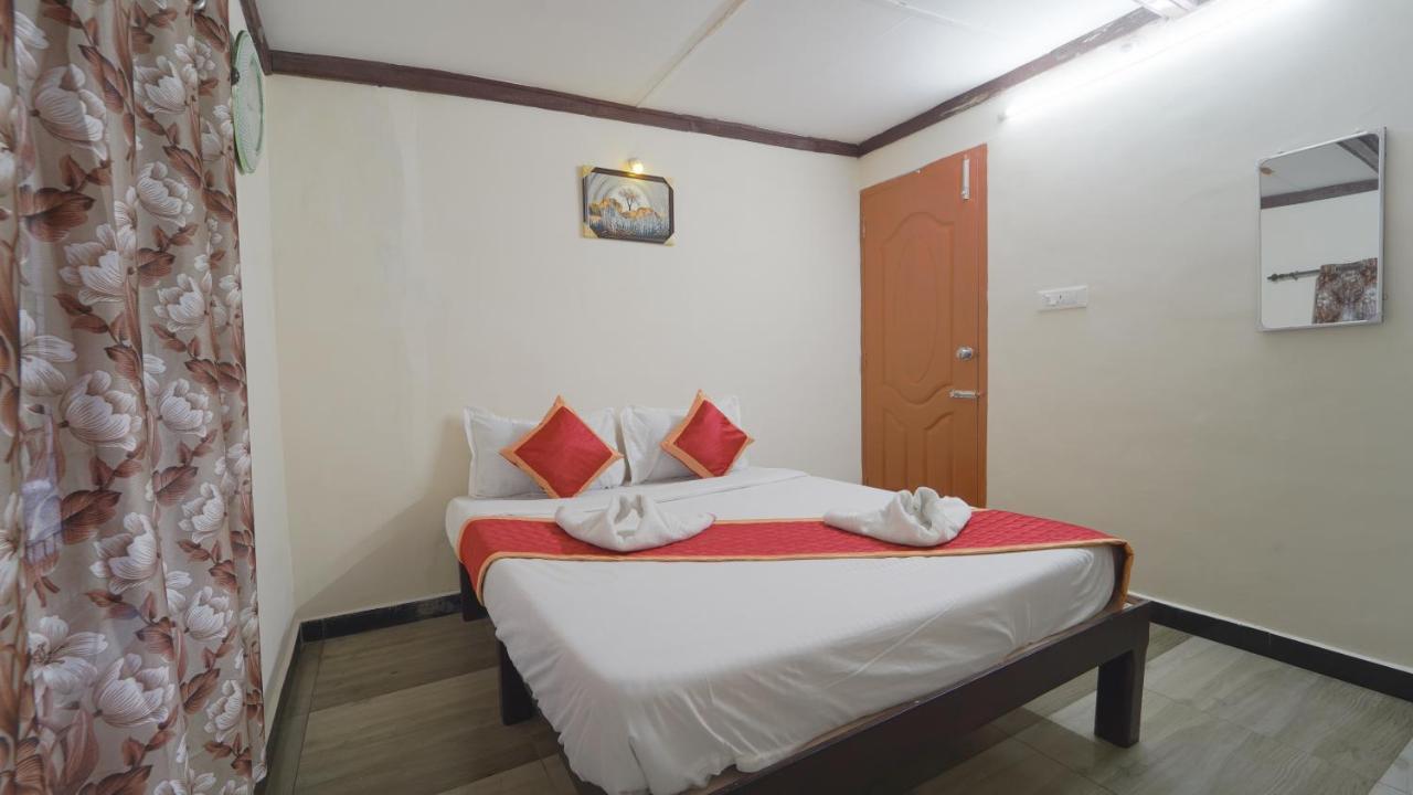 Hotel Amuthu Residency Udagamandalam Exterior foto