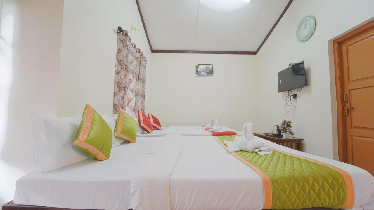 Hotel Amuthu Residency Udagamandalam Exterior foto