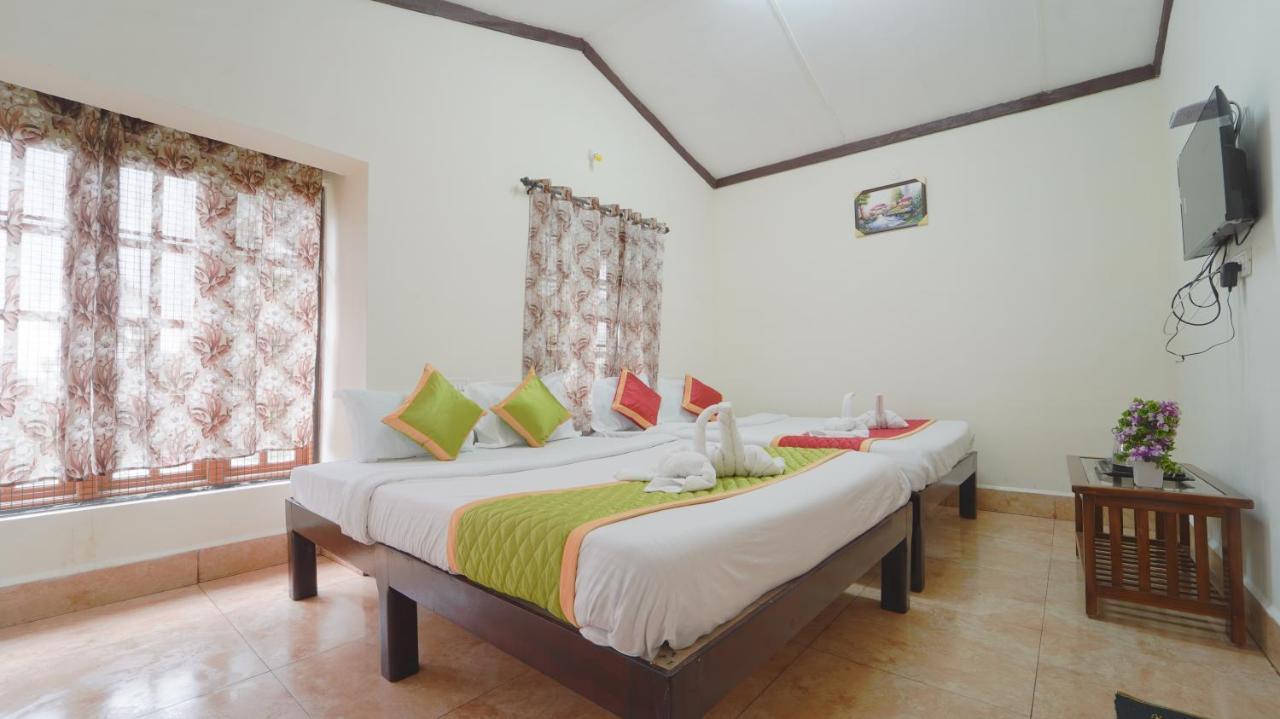 Hotel Amuthu Residency Udagamandalam Exterior foto